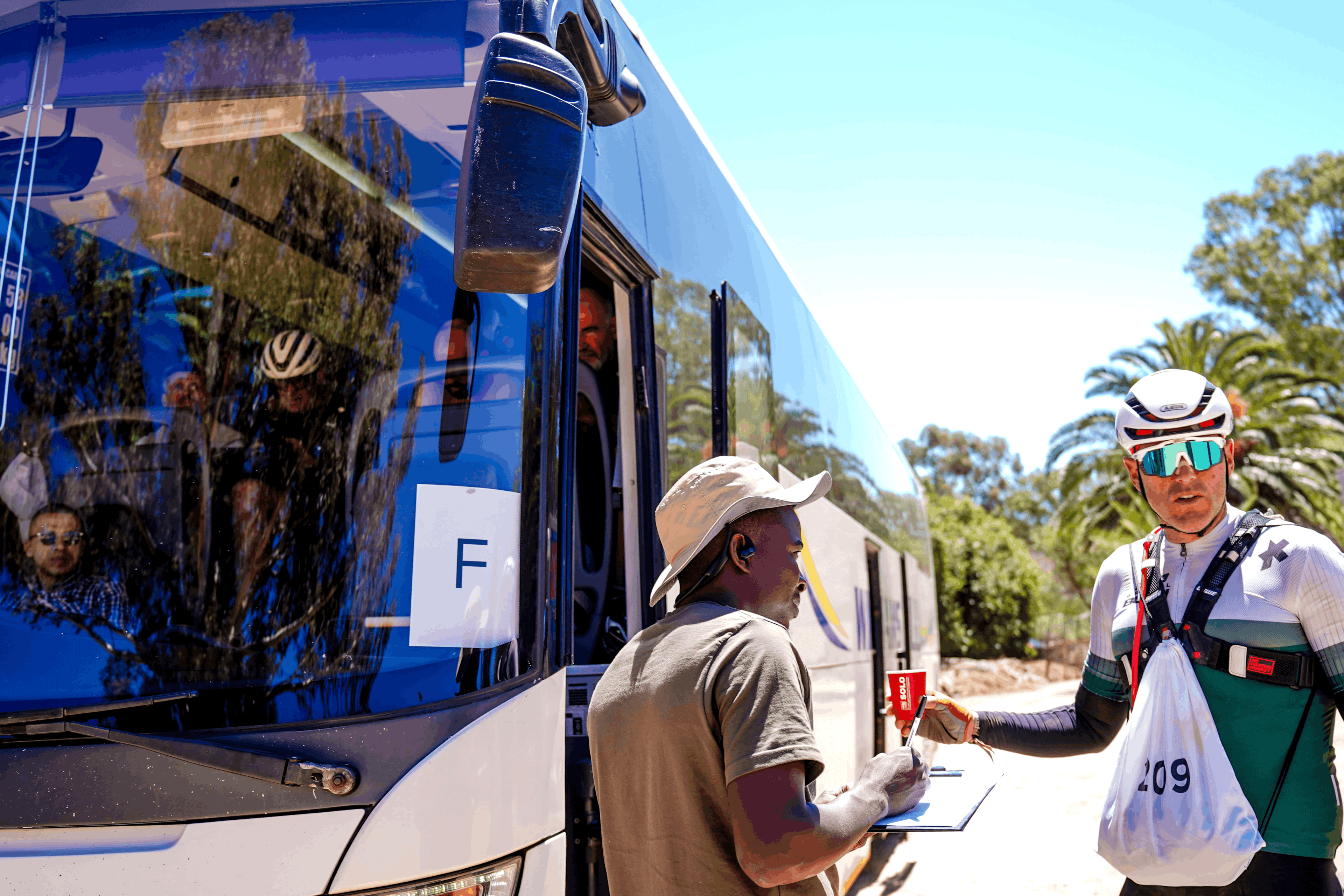 Bus Transfer (Pre-Event): Gqeberha (PLZ Airport) to Graaff Reinet